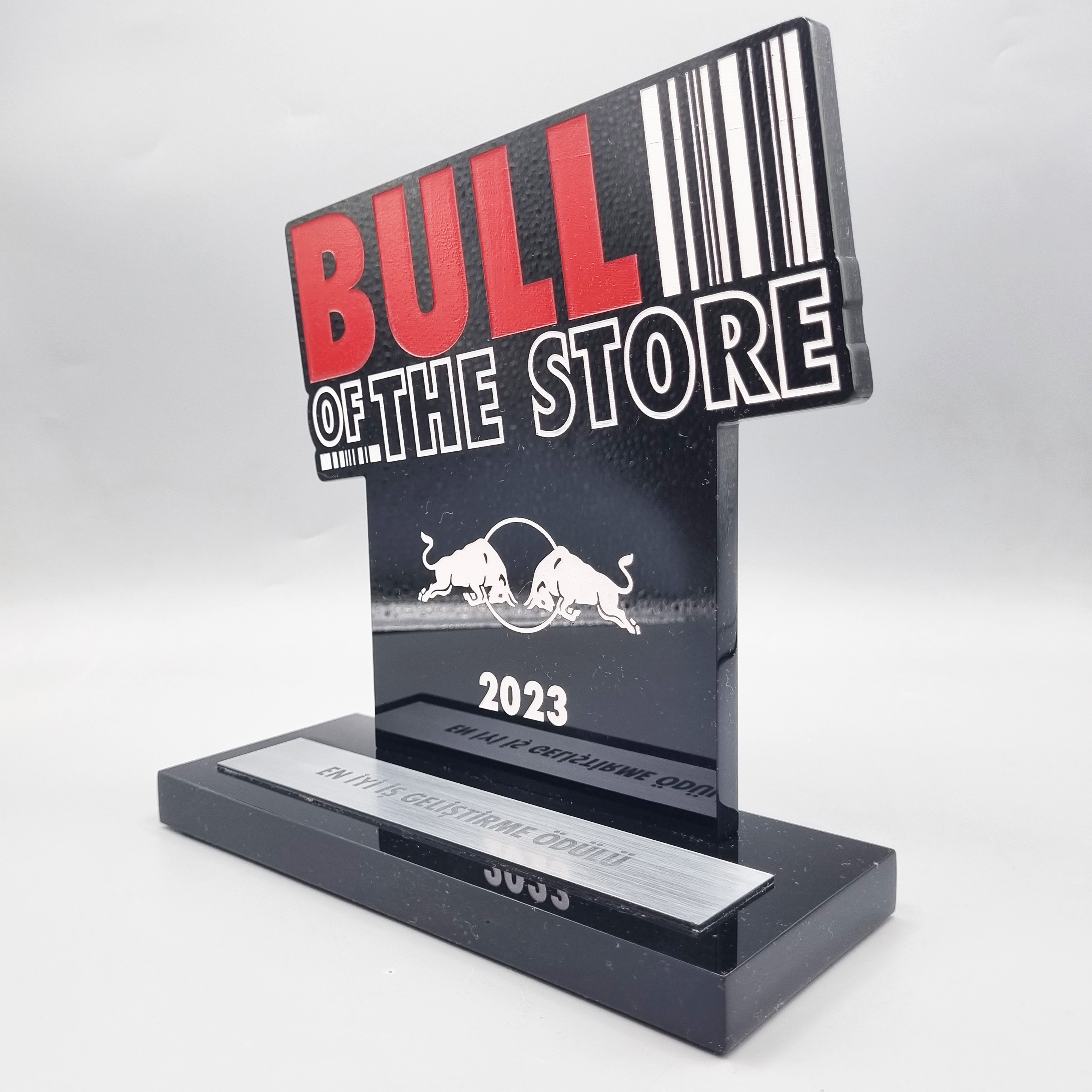 Redbull Bull of the Store Ödülü